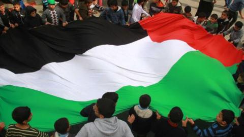 دياب: الشكوى للجنائية ضد ترمب ونتنياهو اشتباك سياسي مكثف