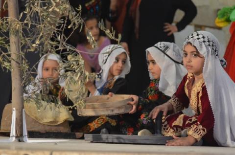 فلسطين والفلسطينيون الأصل وغيرهم طارئون