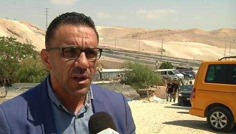 الاحتلال يحتجز محافظ القدس على مدخل صور باهر