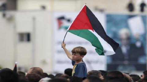 المقاومة الشعبية تحذر من التعاطي مع مخرجات ورشة البحرين