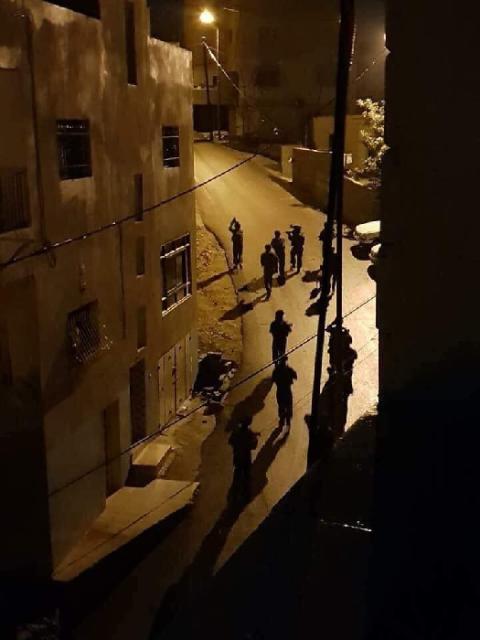 اعتقال 3 فلسطينيين بينهم مرابطة مقدسية