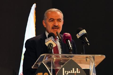 الحكومة تشيد بالدعم القطري وتوضح تفاصيله
