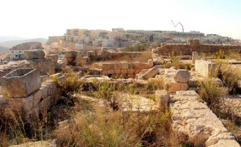 عمليات تهويد وتطهير عرقي صامت في القدس وتحذيرات أممية من مخططات الضم التوسعية