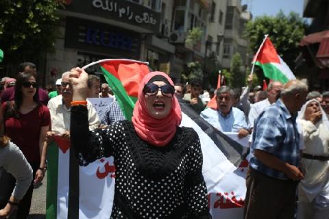قوى رام الله والبيرة تدعو لافشال المؤتمر الاميركي برام الله