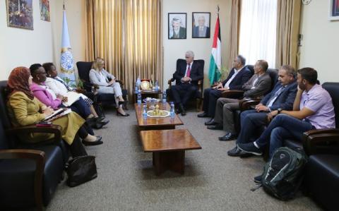 التربية و“اليونيسف“ تؤكدان تعزيز الجهود لضمان حق الأطفال في التعليم