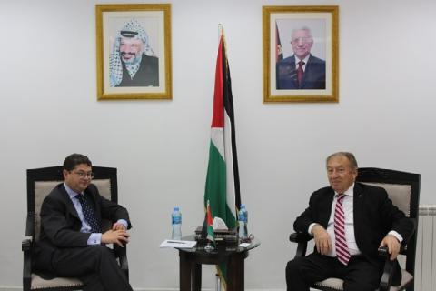 العسيلي يبحث مع البنك الالماني للتنمية مشروع منطقة جنين الصناعية والبنك الاوربي للإنشاء والتعمير تطوير القطاع الخاص