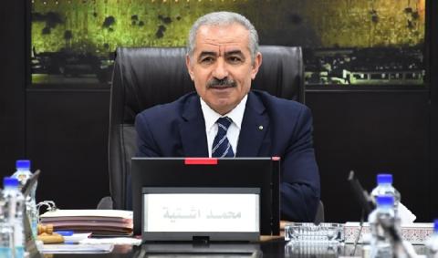 اشتية: العراق تعهد بمنح اللاجئين الفلسطينيين حقوقاً مساوية للعراقيين