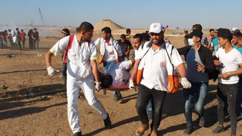 إصابة (95) مدنيًّا فلسطينيًّا منهم (33) طفلا و(4) نساء وصحفي ومسعفة متطوعة