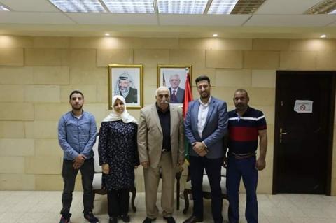 مدير صندوق التشغيل يبحث مع محافظ اريحا ورئيس الغرفة التجارية تعزيز التعاون المشترك