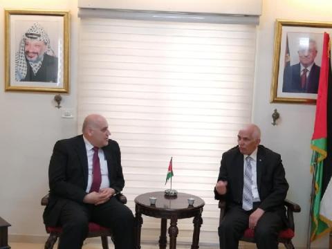 الوزير أبو جيش ومحافظ بيت لحم يبحثان آليات العمل في بيت لحم كعنقود سياحي