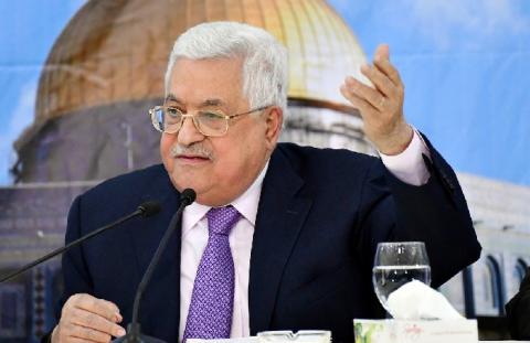 الرئيس عباس يستقبل الطفل محمد عبد النبي من غزة المصاب بالسرطان