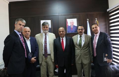 الشلالدة يجتمع مع ممثل كندا لمناقشة التحضيرات لانعقاد الاجتماع السنوي لمجموعة عمل قطاع العدالة