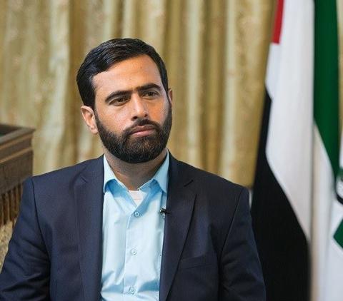 نائب عن حماس يتهم السلطة بممارسة  “سياسية الباب الدوار“