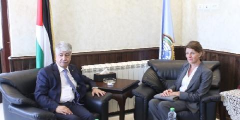 مجدلاني: نبذل كل الجهود لاستمرار عمل الأونروا