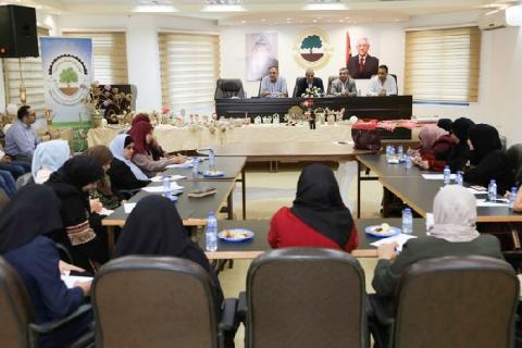 قلقيلية:  اختتام دورة لاعادة التدوير الفني للمواد