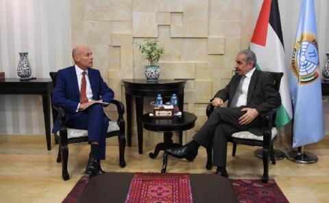 اشتية: إسرائيل وواشنطن تتعمدان التدمير الممنهج لفرص إقامة الدولة الفلسطينية