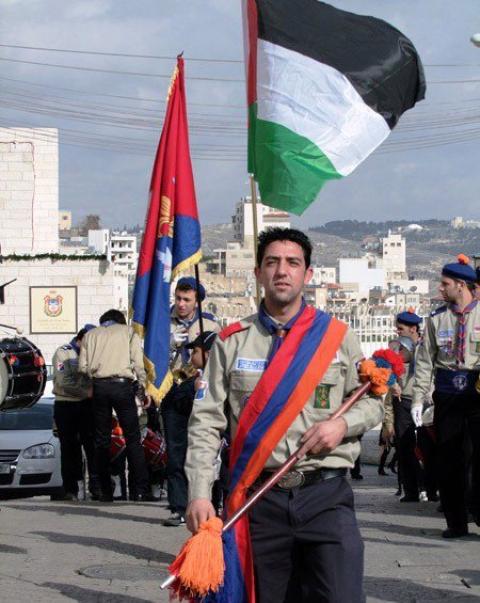 بمناسبة قرب حلول عيد الأضحى.. الفلسطيني الأرمني الياس آغابي