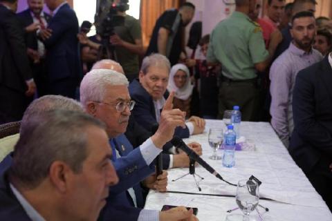 أبومازن: البناء الاستيطاني إلى “مزابل التاريخ“ وكفى انقسام