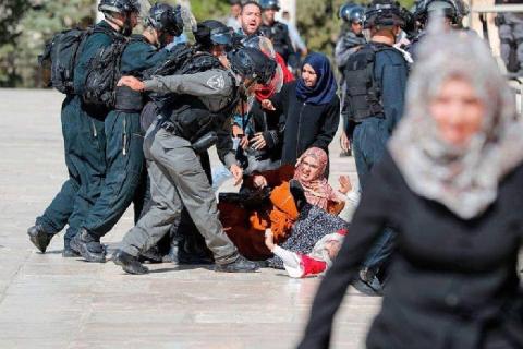 ملتقى القدس الثقافي: لا يمكن فرض حقائق على هوية الأقصى الإسلامية بالإجرام و الإرهاب
