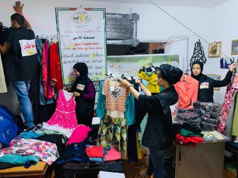 بازار حملة “الأمل “ الخيري اعاد فرحة العيد للعائلات المستورة