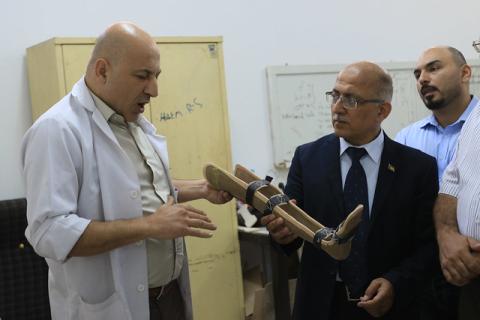 رئيس بلدية غزة يشيد بأداء وخدمات مركز الأطراف الصناعية