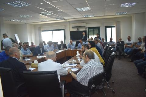 أبو جيش: الحكومة همها الأول حماية الوطن والمواطن وصون حقوقه