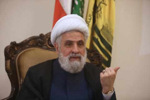 نائب أمين حزب الله يقول سنرد على إسرائيل ويستبعد الحرب