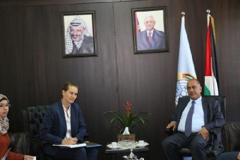 وزير العدل يجتمع مع ممثلي مركز حقوق الإنسان التابع لنقابة المحامين الامريكية
