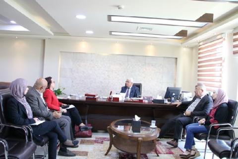 جامعة بوليتكنك فلسطين تستقبل مسؤولة المنتدى العربي الأمريكي لسيدات الأعمال