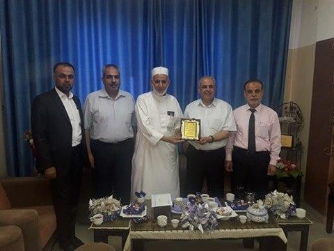 النائب الأسطل يزور مديرية التربية والتعليم بمحافظة رفح