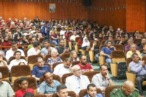 قلقيلية : تكريم 30 اسيرا ومتطوعي البرلمان القلقيلي الشبابي