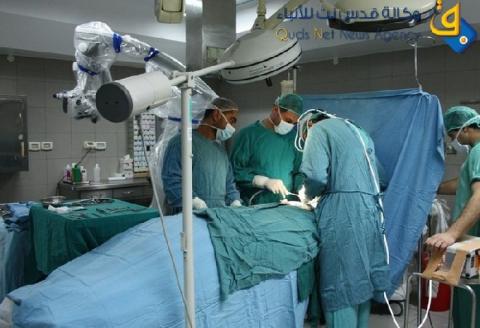 أطباء في مستشفى رفيديا يحتجون على قرار "التفرغ"
