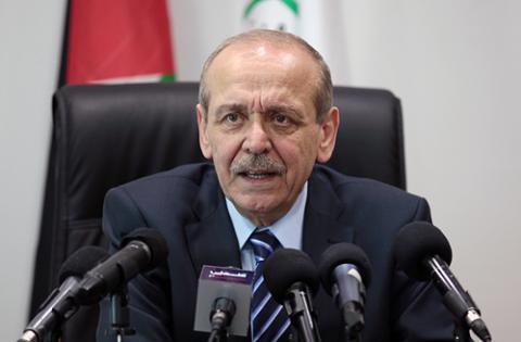 عضو في "التنفيذية": عبد ربه عضو منتخب و"الوطني" المخوّل بإقالته