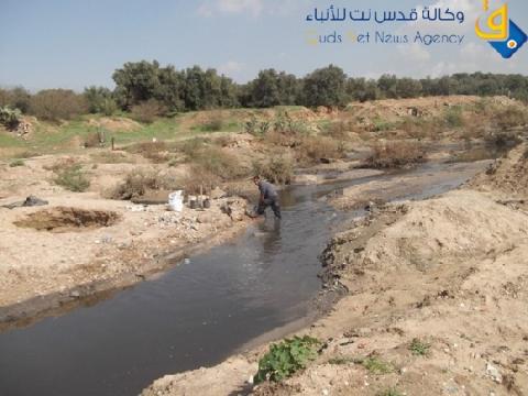 بلدية غزة تحفر الآبار لحل أزمة مياه الشرب