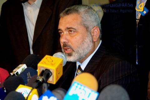مستشار هنية: الاتصالات لم تنقطع بين الحكومة وإيران.