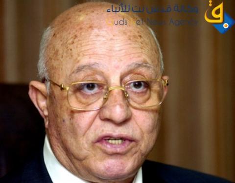 قريع:اقتحامات واعتداءات المستوطنين للمسجد الأقصى تشكل مخاطر جدية