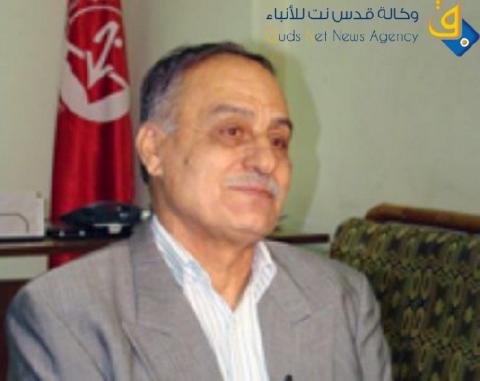 أبو أحمد فؤاد يطالب "فتح" بوقف المفاوضات والمشاركة في التحضير لانتفاضة شعبية