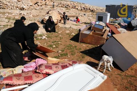 الاحتلال يهدم 5 بركسات سكنية في عناتا شمال القدس