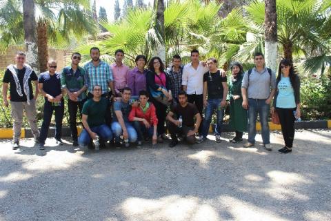 وفد من طلبة جامعة بيت لحم يزور جامعة خضوري