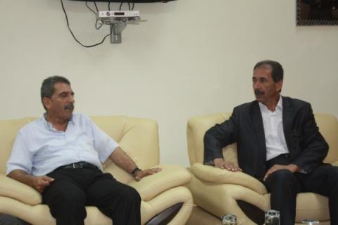 سفير فلسطين في البوسنة يزور جامعة الاستقلال ويشيد بدورها الوطني الواعد