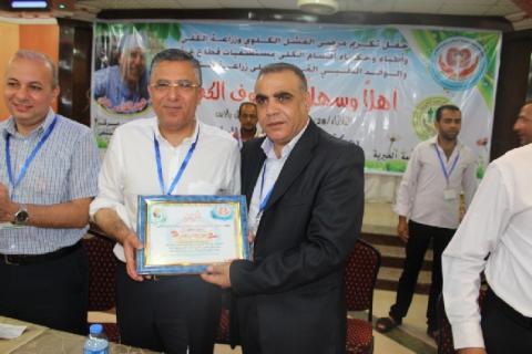 مرضى الفشل الكلوى يحتفون بالوفد الطبي المختص بزراعة الكلى