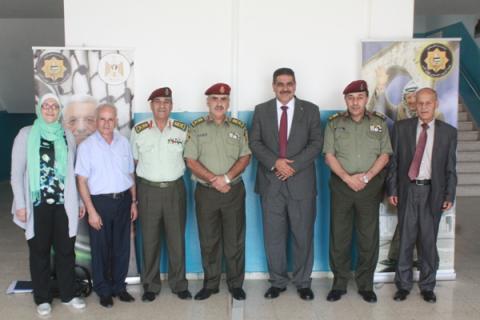 جامعة الاستقلال وهيئة التدريب يفتتحان الدورة التأسيسية للطلبة الجدد