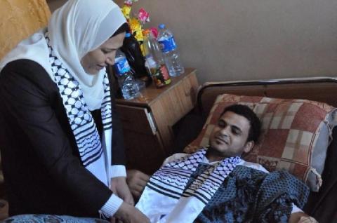 حمد تقوم بزيارة تفقدية للاطمئنان على الجرحى والمصابين فى غزة