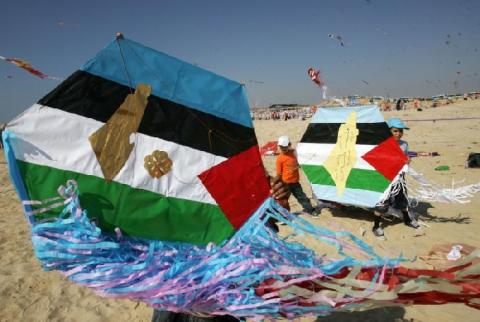 فيديو.. فلسطينيون يصنعون كاميرا استطلاع بطريقتهم الخاصة
