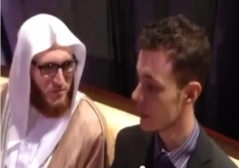 فيديو.. ابن مخرج الفيلم المسيء للرسول يُسلم