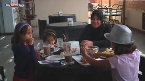 أول مقهى للنساء فقط في ليبيا