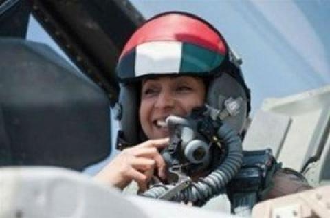 فيديو.. الاماراتية مريم المنصوري أول مقاتلة تشارك في قصف "داعش"