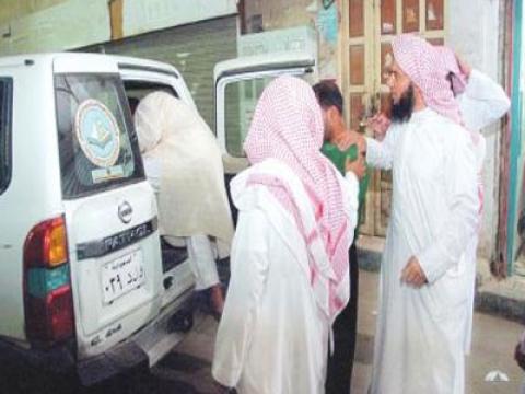 رئيس الشرطة الدينية في جازان السعودية “يبتز فتاة” جنسيا ثلاثة أشهر
