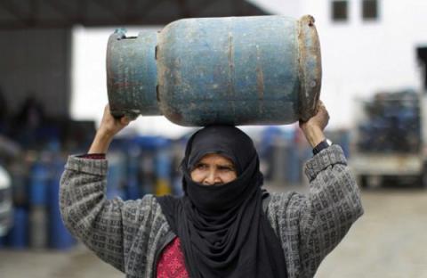 لن تحل الأزمة.. 250 طن غاز لغزة يوميًا بدءًا من اليوم