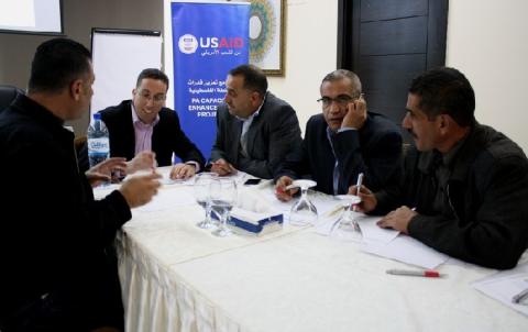 وزارة النقل والمواصلات تناقش نتائج استطلاع رأي رضا متلقي الخدمات المقدمة والمراجعين لمديريات الوزارة